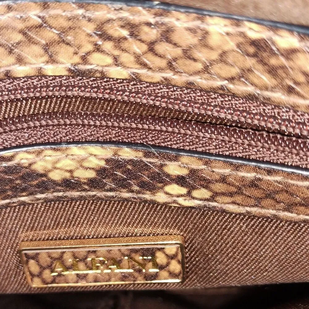 Alfani brown snake